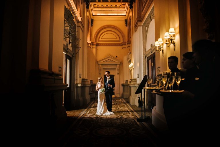 How to choose the right wedding photographer in Ireland?